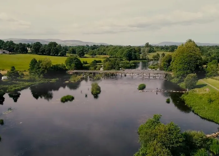 Kingfisher & Pub Homestay szállás *